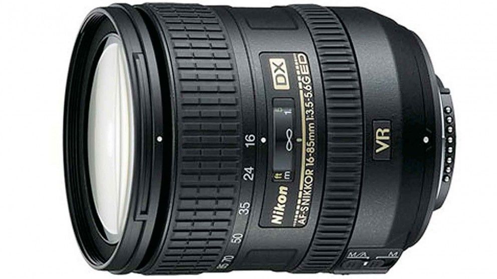 close up of a Nikon AF-S DX NIKKOR 16-85mm F3.5-5.6G ED VR