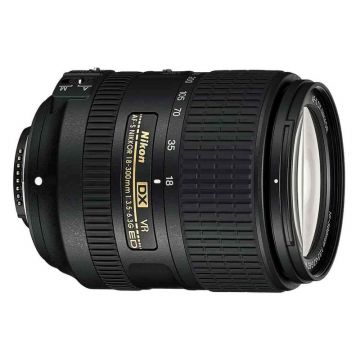 Perspective Side view of Nikon AF-S 18-300mm f/3.5-6.3G ED VR DX Lens