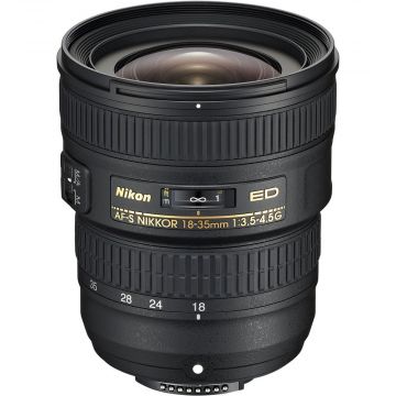 Perspective view of Nikon AF-S 18-35mm F/3.5-4.5G ED Lens