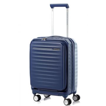 Perspective view of luggage spinner with retractable handle and four wheels.