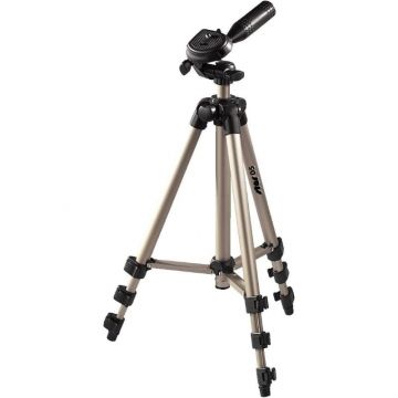 Experience versatility and durability with the Hama Star 5 Tripod