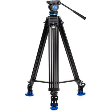 Front view of Benro Video Head & Tripod