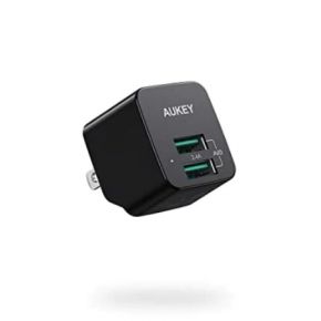 A Picture of AUKEY Dual-Port Compact PD Charger in black colour