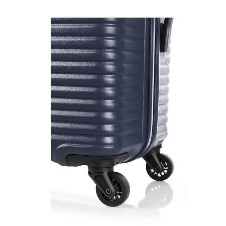 american tourister sky park spinner